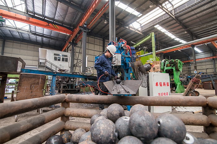 雄安新区网架配件-螺栓球加工车间